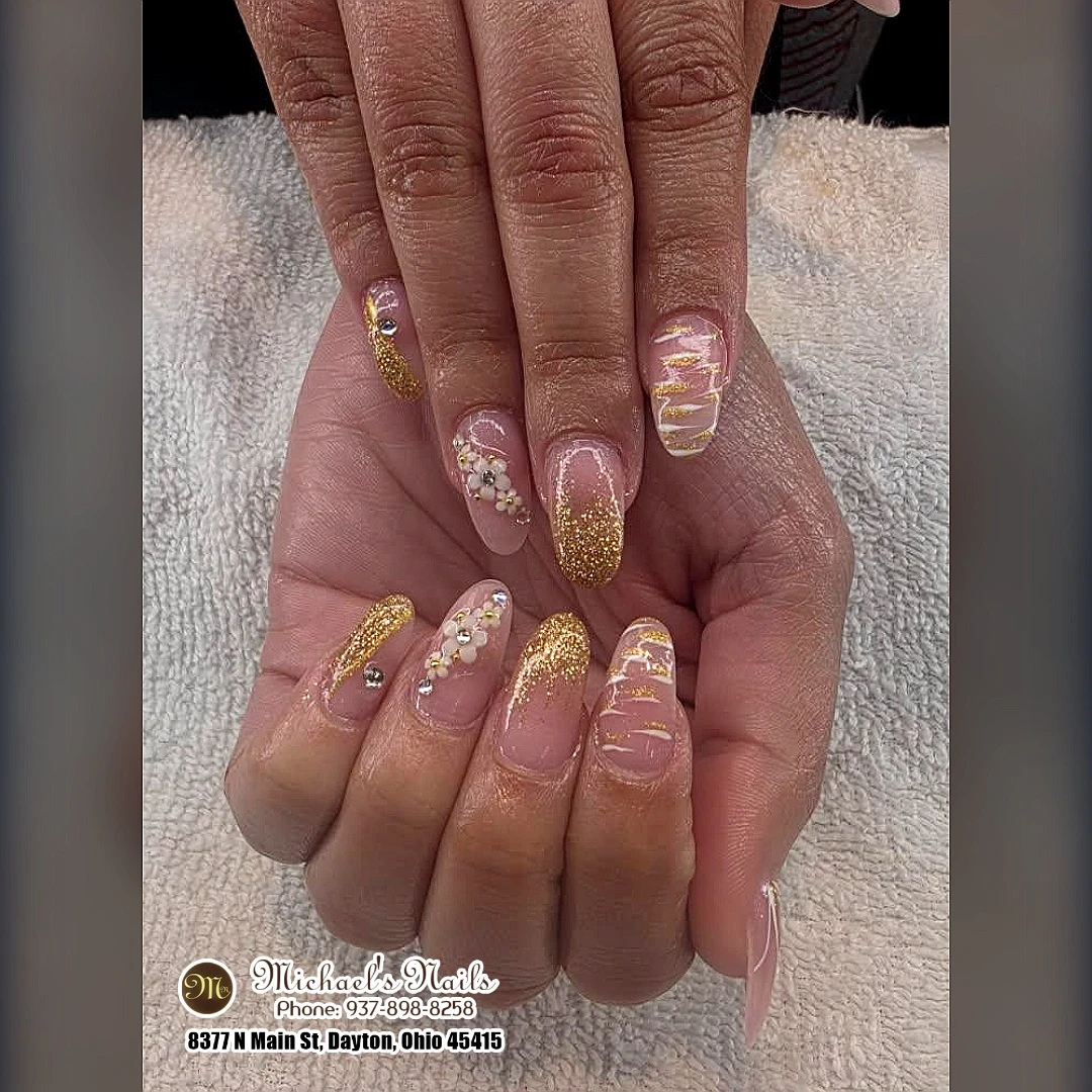 Pro nails